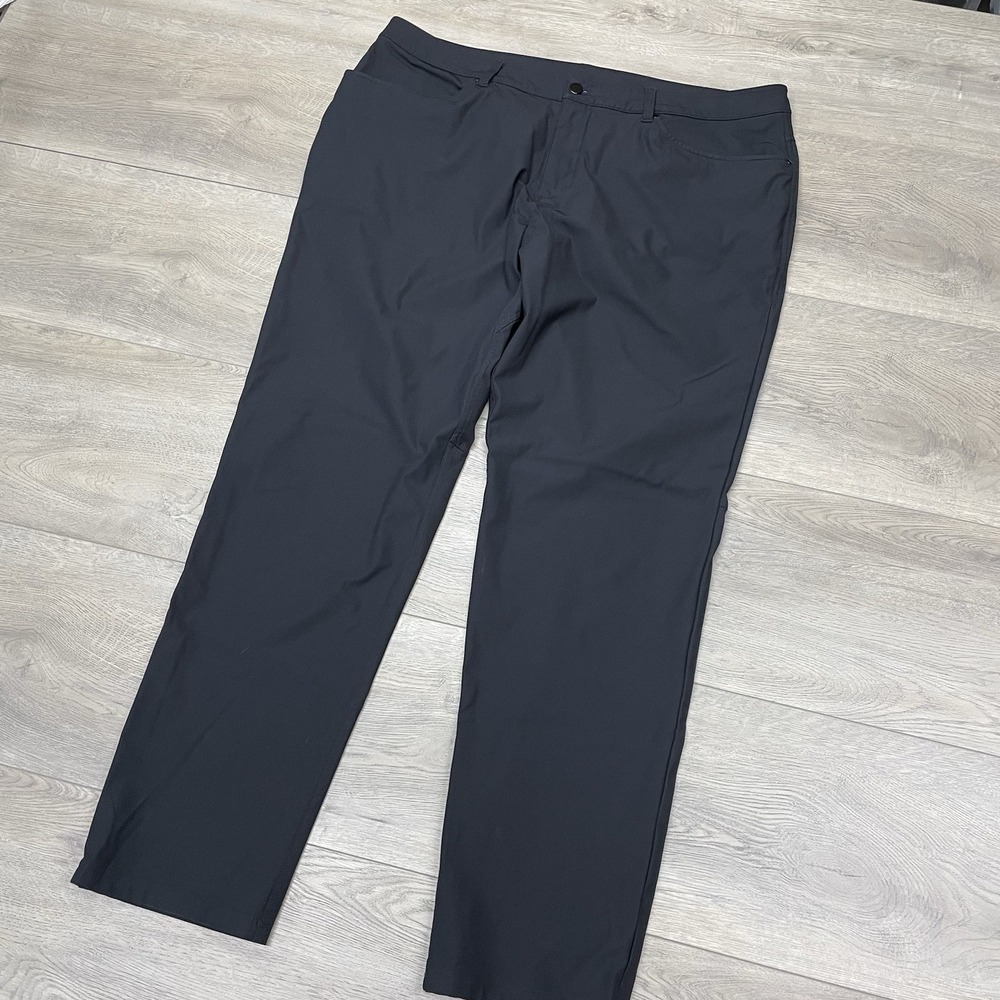 Lululemon ABC Relaxed Fit Pant 5 Pocket Men Sz 40 Black Golf Casual Prep READ
